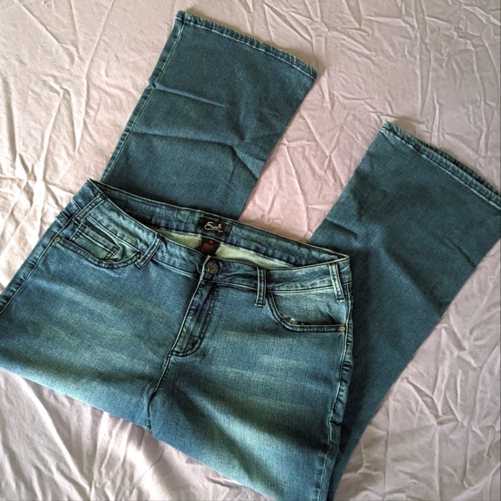 Earl 5 Pocket Boot Leg Jeans